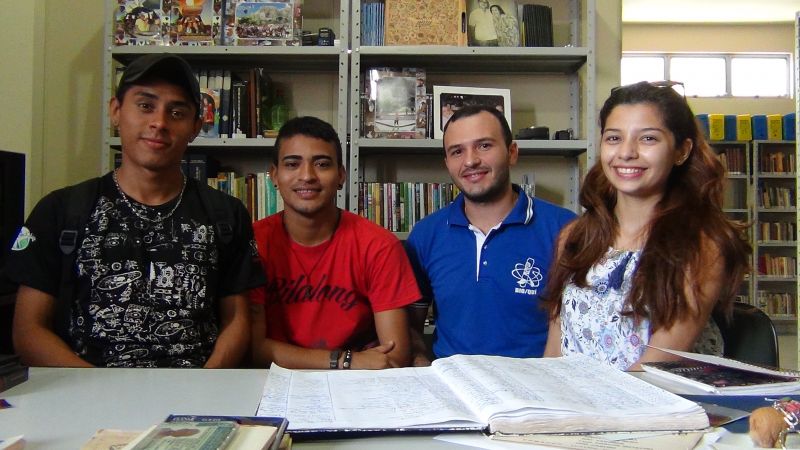 Estudantes da UFOPA - Universidade Federal do Oeste do Pará. Curso de biologia e química